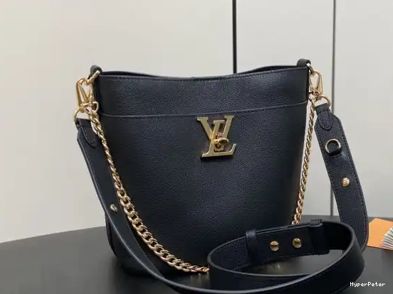 LOUIS VUITTON and - 20.5 12CM x x 20 Lock Walk 0520